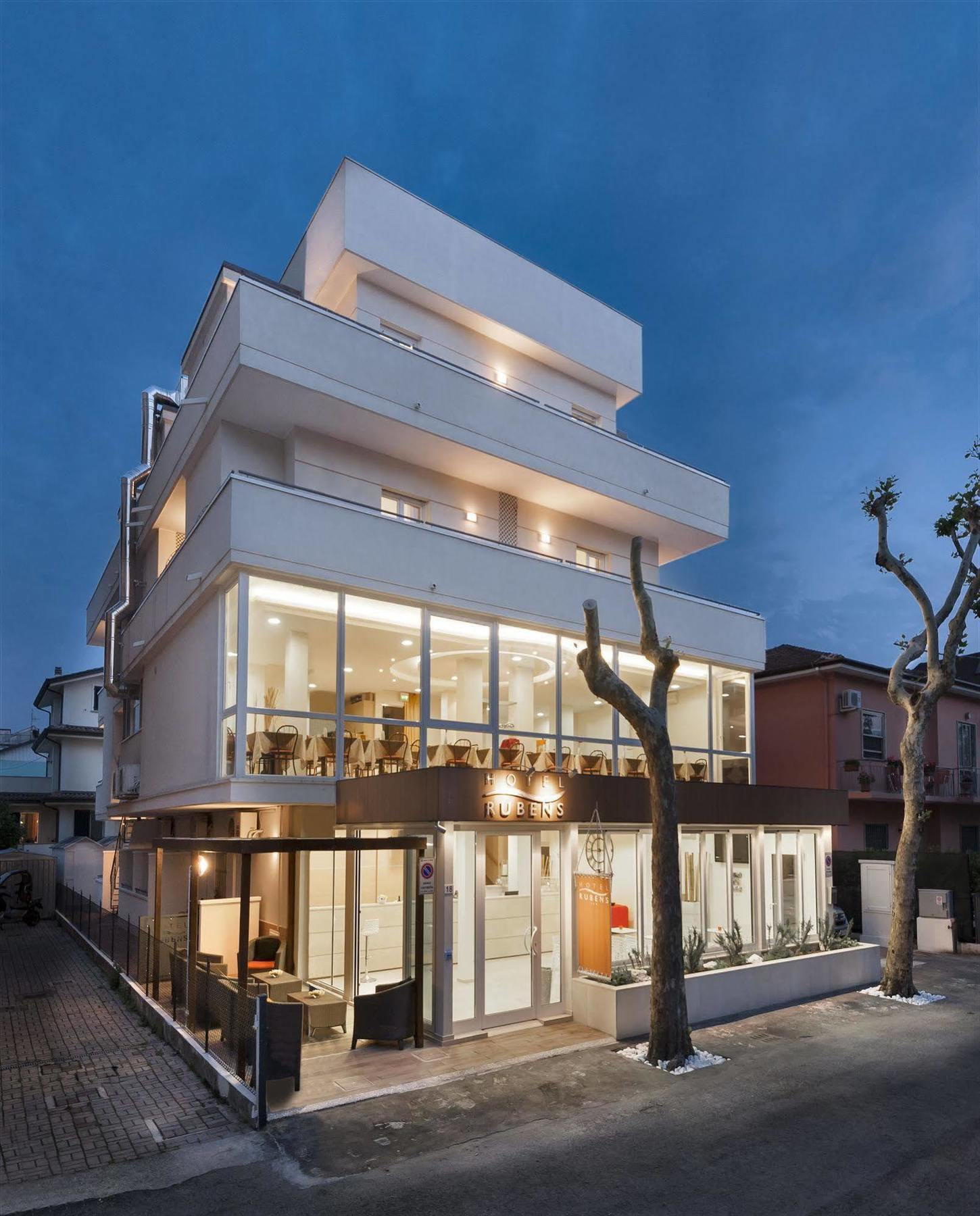 Hotel Rubens Rimini Exteriör bild